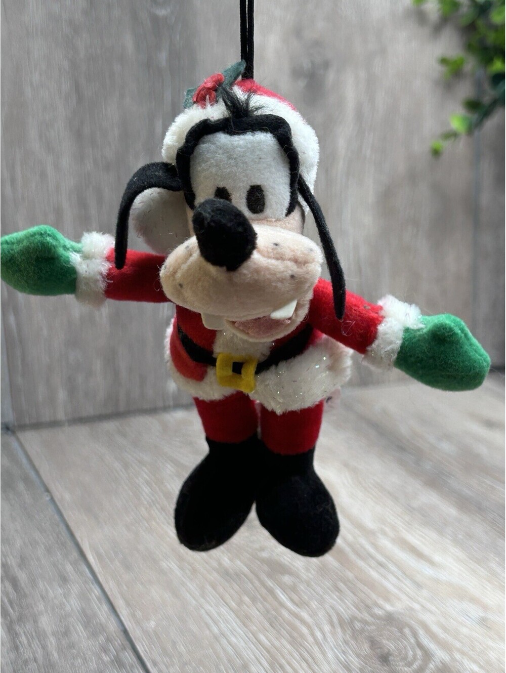 Disney Goofy Santa Claus Plush Ornament • Walt Disney World Holiday Collectibles